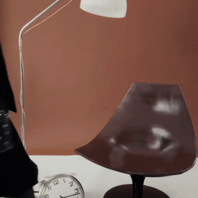 Animación de una silla de diseño